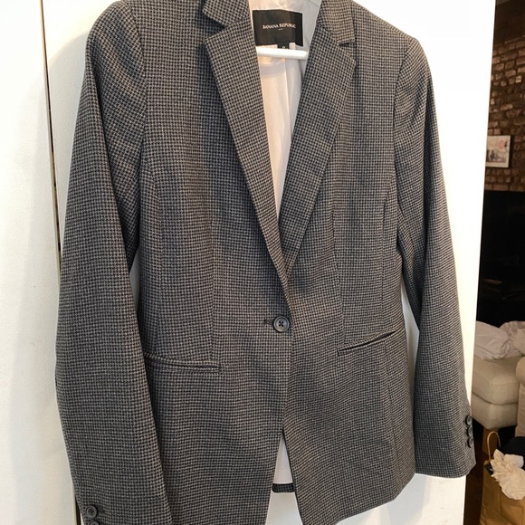 Banana Republic Houndstooth Blazer - Picture 5 of 5